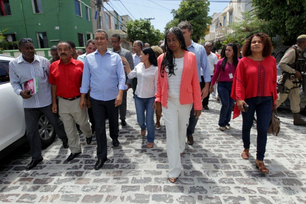 Em Salvador, Rui entrega nos Barris obras de infraestrutura do projeto Pelas Ruas do Centro Antigo