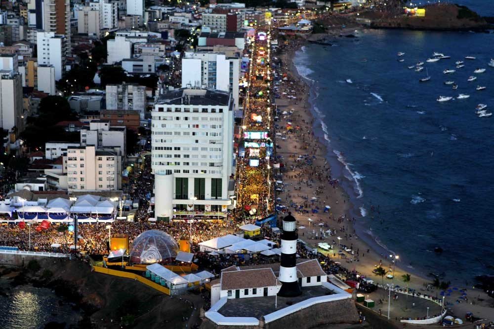 Carnaval movimenta rede hoteleira e injeta R$ 1,5 bilhão na economia da Bahia