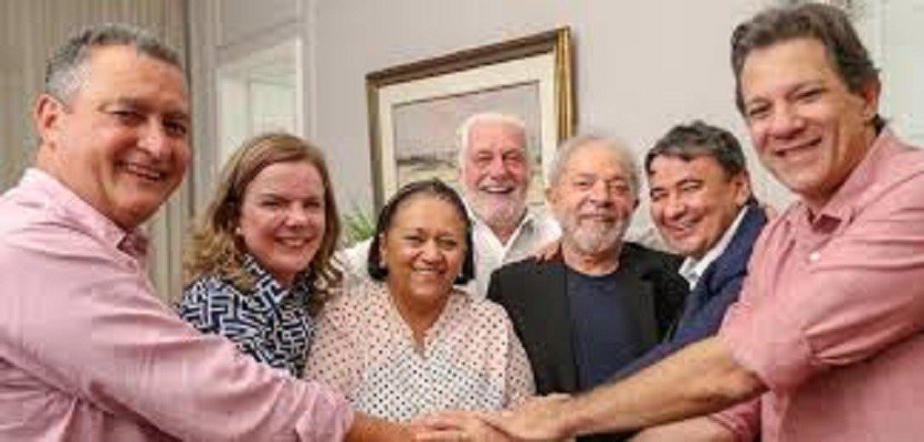 Gleisi e Haddad vão fazer visita de solidariedade a governadores do PT e discutir ações contra a pandemia
