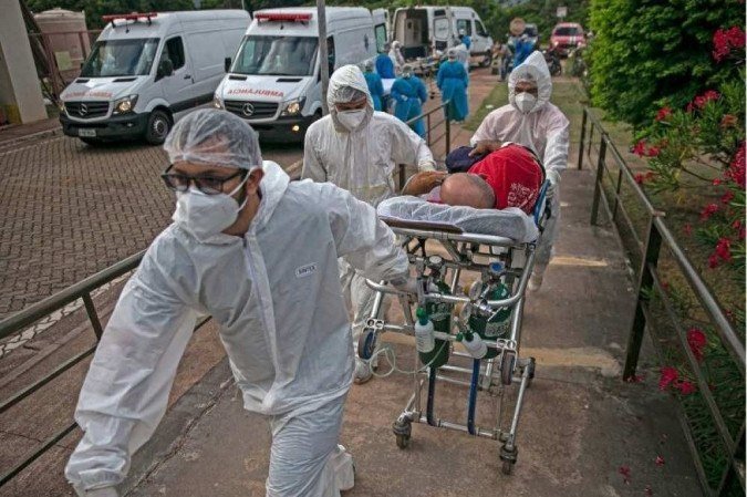 Brasil registra novo recorde de mortes em 24 horas: 2.340
