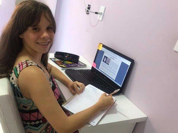 SEC realiza cadastro de alunos novos para acesso ao ensino remoto