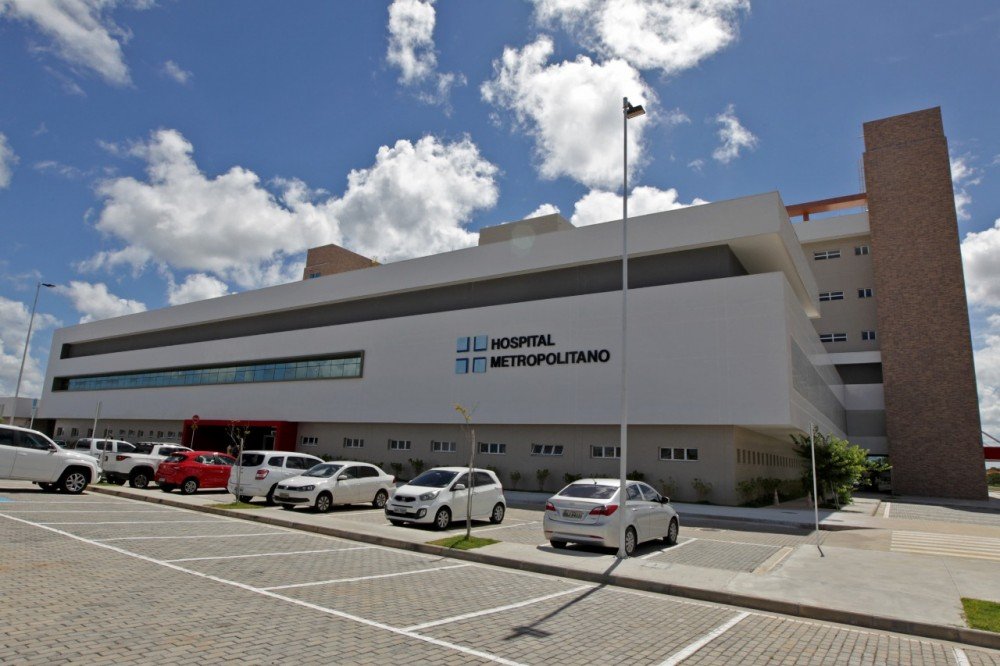 Rui faz vistoria nas instalações do Hospital Metropolitano (HM), que será aberto no próximo sábado (20) com 280 leitos