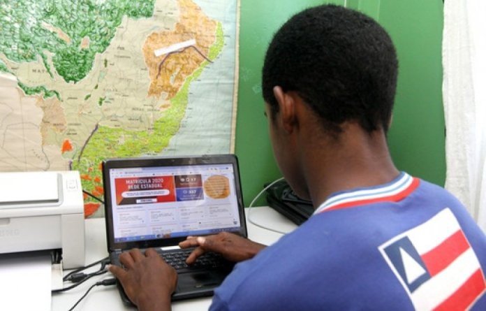 Matrícula para alunos na rede estadual será realizada pela internet, através do SAC Digital