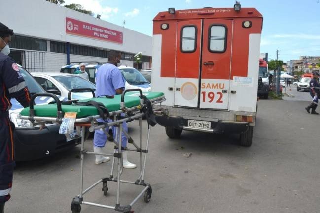 Número de casos ativos da Covid-19 cai na Bahia com medidas restritivas
