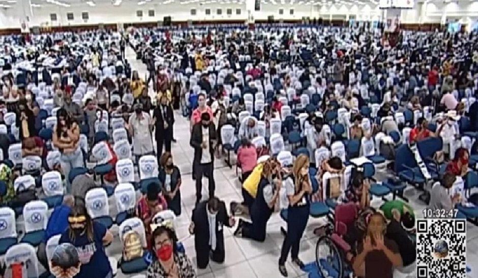 Em culto lotado, pastor Valdemiro Santiago dispara: 'mérito não é do ministro, é de Deus'