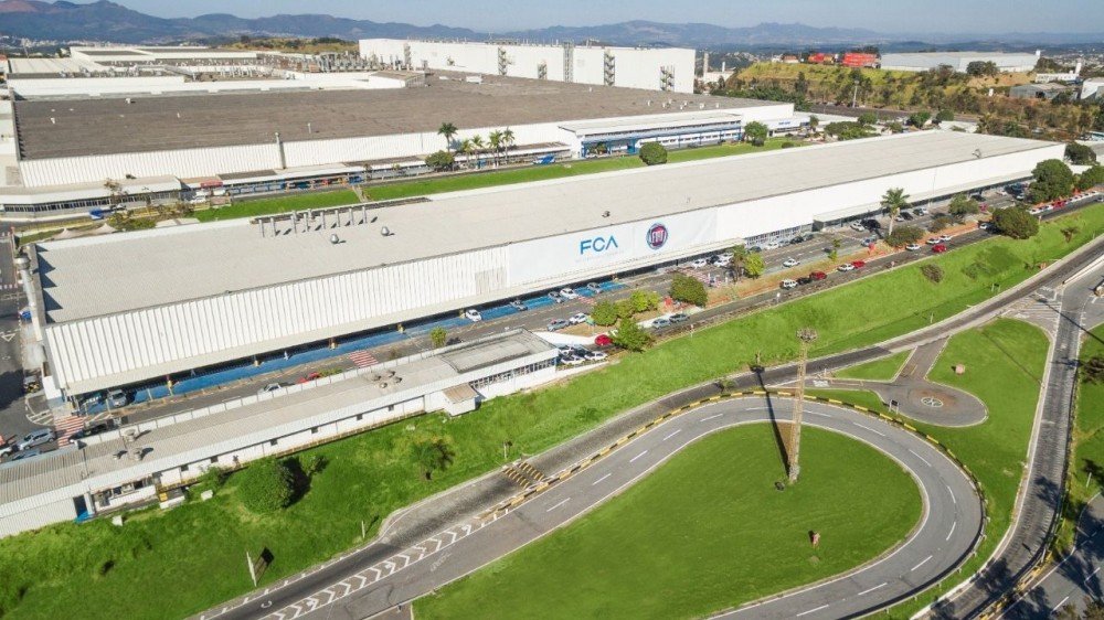 Fiat dá férias coletivas a 1.900 trabalhadores da fábrica de Minas Gerais