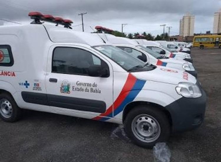 Estado confisca ambulâncias de empresário após tentar aumentar preço de veículos