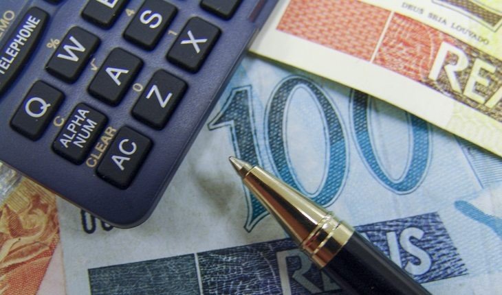 Bahia desembolsa R$ 2,44 bilhões com 13º e salário de dezembro dos servidores