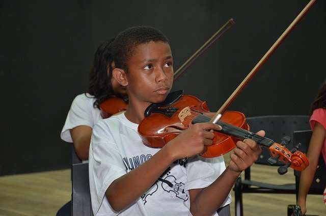 Prefeitura encerra Natal das Famílias com animação na Praça do CEU