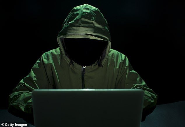 Polícia alemã acaba com uma das maiores redes de pornografia infantil do mundo