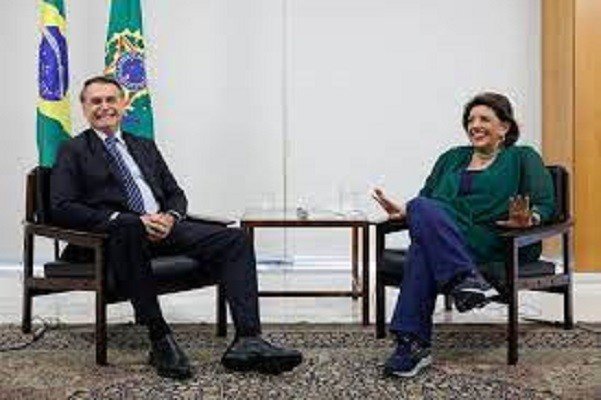 Medo da CPI Covid-19 - Alexandre Garcia e Leda Nagle apagam vídeos negacionistas