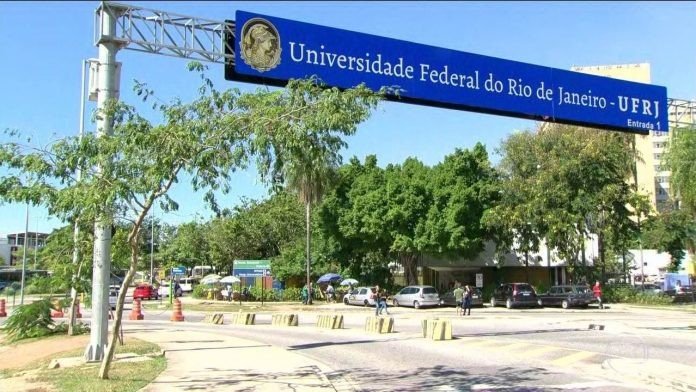 UFRJ pode fechar as portas no segundo semestre por cortes de verba