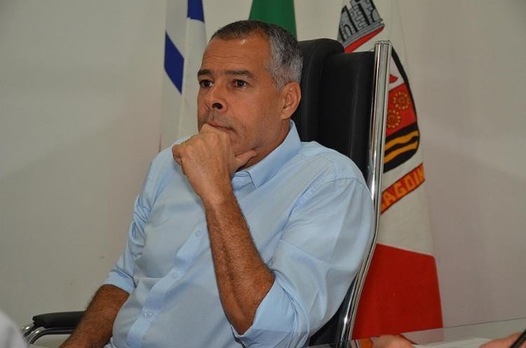 Prefeitura de Alagoinhas extingue contrato com empresa de transporte coletivo