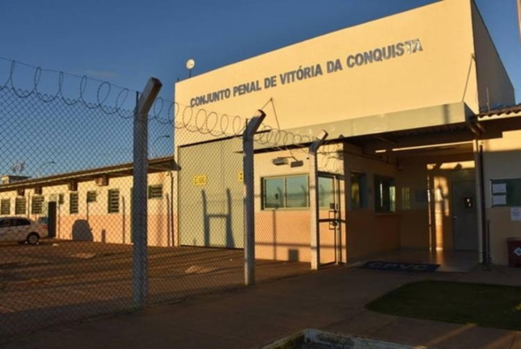 Idoso de 70 anos é preso por suspeita de estuprar quatro netas em Cândido Sales