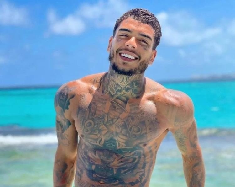 Funkeiro MC Kevin morre no Rio após cair do 5º andar de hotel