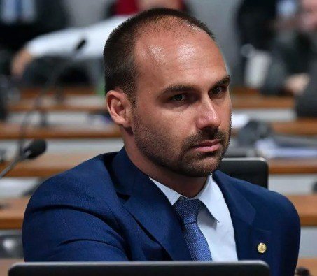 Eduardo está na mira da CPI