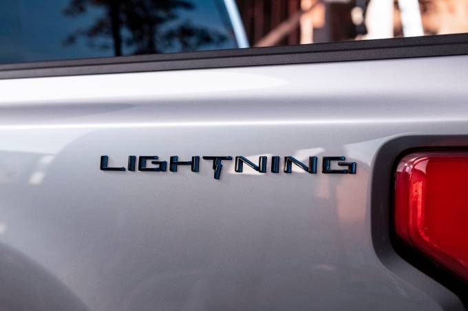 F-150 Lightning é a versão elétrica da picape Ford mais vendida nos EUA
