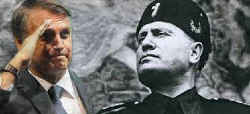 Copiando Mussolini, Bolsonaro desfila de moto com apoiadores promovendo aglomerações