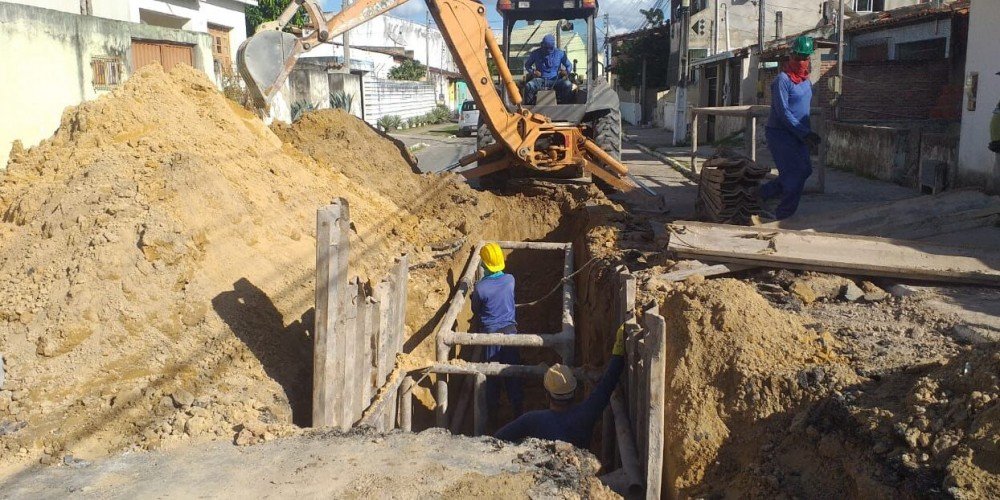 SANEAMENTO BÁSICO: dando continuidade ao Avançar Cidades, SAAE inicia frente de trabalho na Rua Maurício Teles