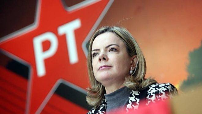 Segundo Gleisi, a CPI tem provas robustas contra Bolsonaro e já pode fechar relatório