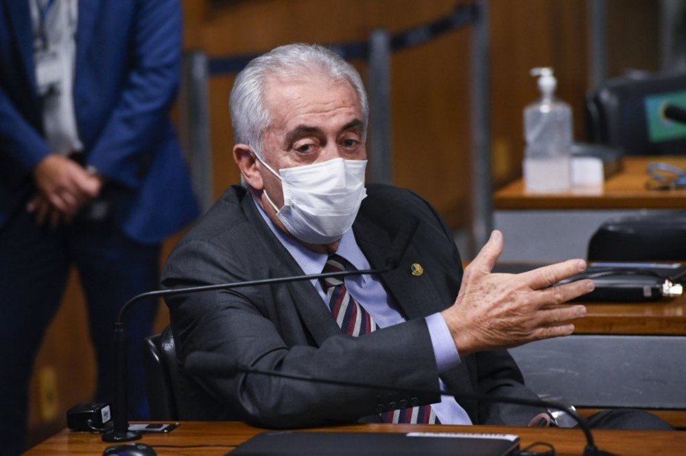Otto Alencar diz que CPI já tem provas dos crimes de Bolsonaro e garante que ele será responsabilizado