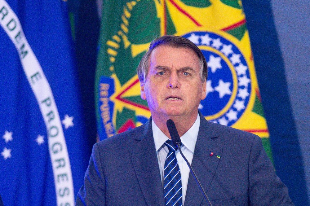 Desdenhando de quase 500 mil mortos, Bolsonaro diz que 