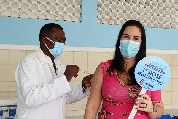 Alagoinhas vacina grávidas e puérperas contra a Covid-19, nesta quarta (9)