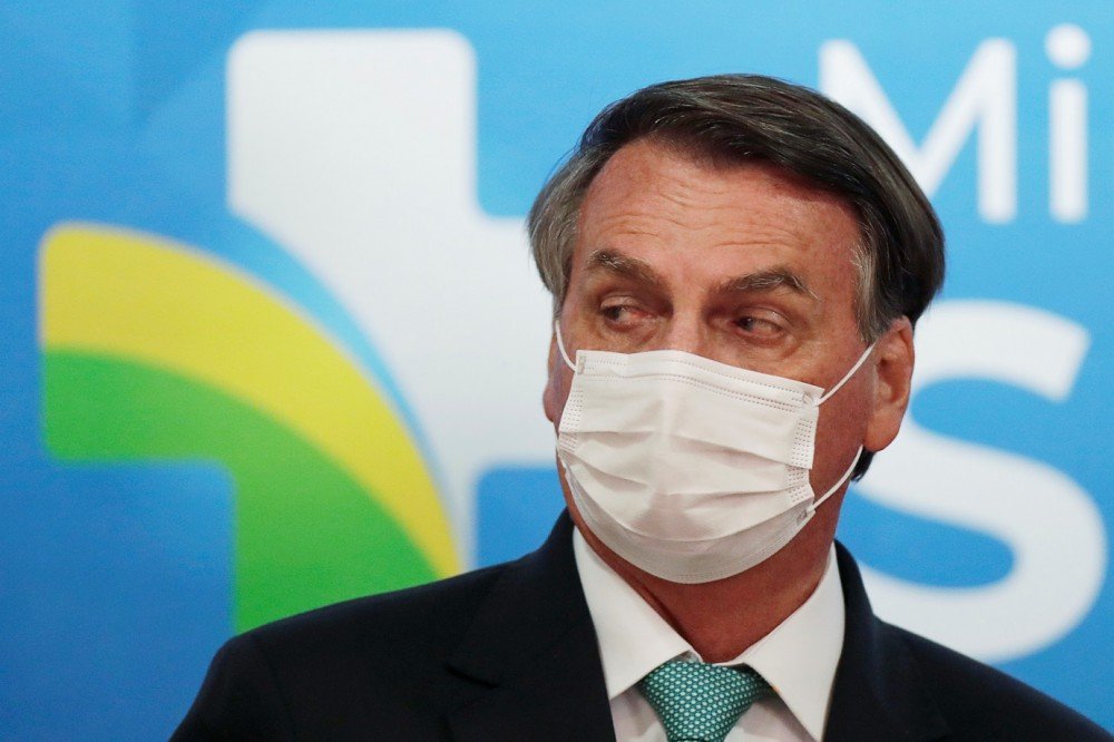 Há provas que as agressões de Bolsonaro à China colocaram em risco a oferta de vacinas ao Brasil