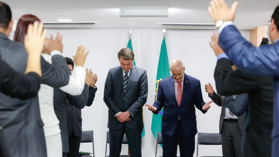 Segundo pesquisa XP/Ipespe , popularidade de Bolsonaro entre evangélicos despenca