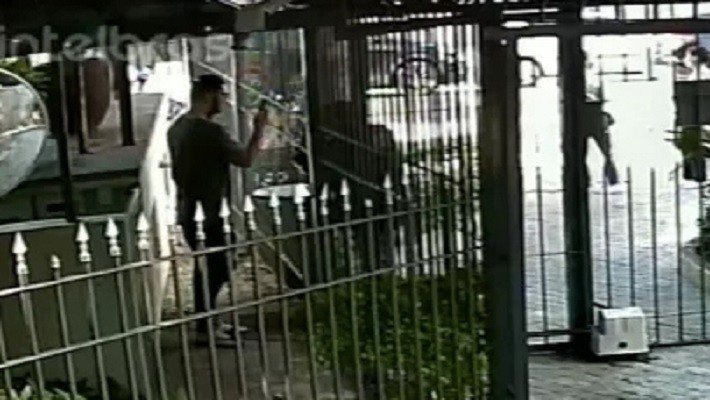 Homem é vítima de golpe após motoboy solicitar reconhecimento facial