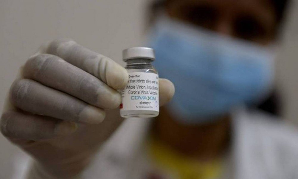 Bolsonaro negociou covaxin 3x mais rapido que a Pfizer mesmo alertado pelo Itamaraty