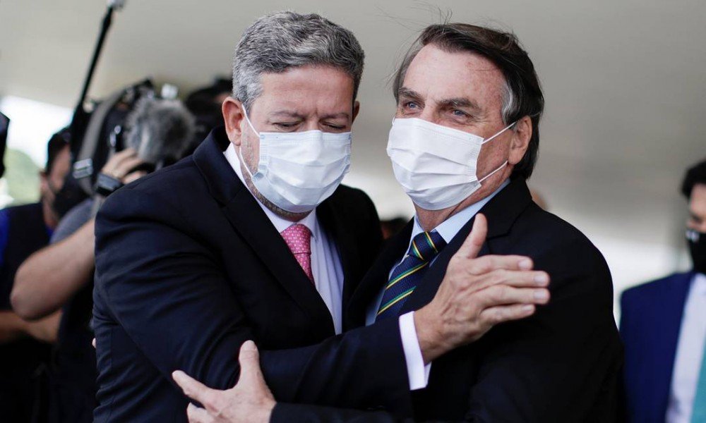 CPI da Covid: Arthur Lira diz que não abrirá impeachment e se torna cúmplice do genocídio