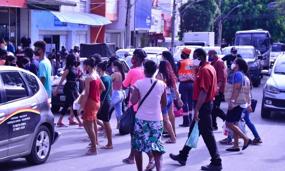 Covid-19 - Fiocruz encontra número alto de assintomáticos com cepa P1 do coronavírus