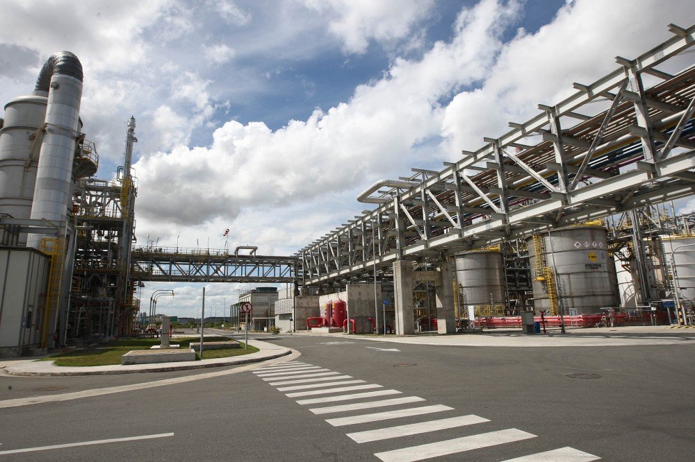 Polo Industrial de Camaçari completa 43 anos gerando renda para a Bahia e para os baianos