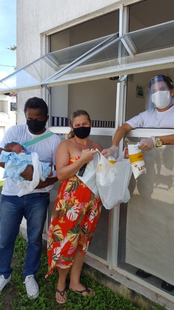 Parceria entre Estado e Prefeitura garante distribuição de leite a famílias em situação de vulnerabilidade social