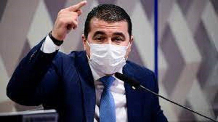 O bolsonarista Roberto Jefferson (PTB) pede cassação de Luís Miranda