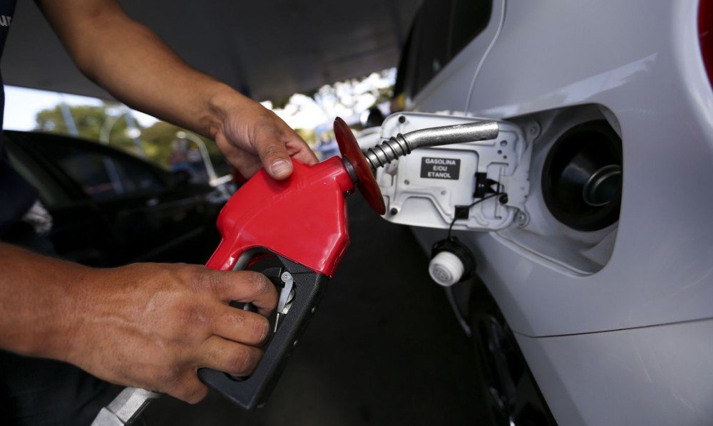 Mais um aumento de gasolina e diesel ameaçam a economia