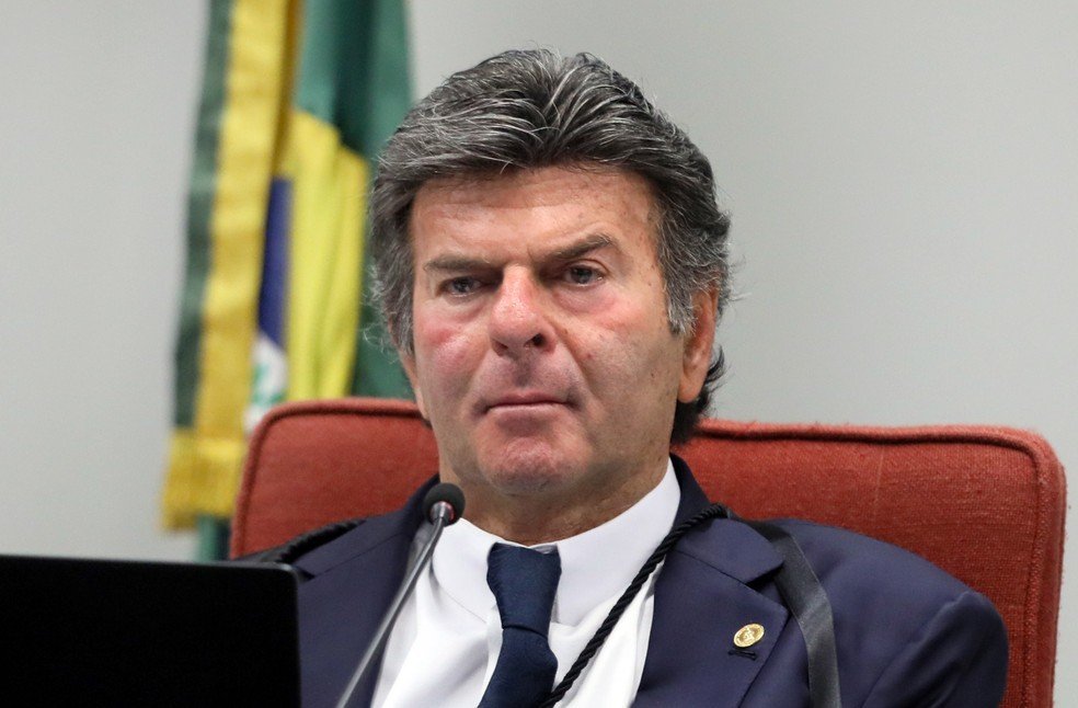 Fux diz que cabe à CPI decidir sobre abuso do direito de não responder a perguntas incriminatórias