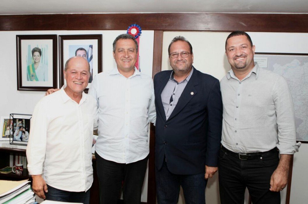 Prefeito de Conde e deputado Joseildo solicitam agilidade ao governador para construção de ponte e pavimentação