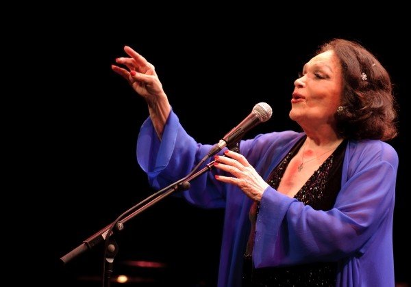 Show de Bibi Ferreira em Salvador. Imperdível.