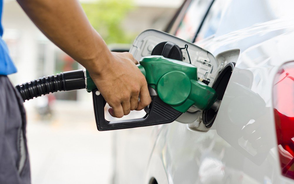 Petrobras anuncia altas de 0,10% no preço da gasolina e de 0,80% no diesel