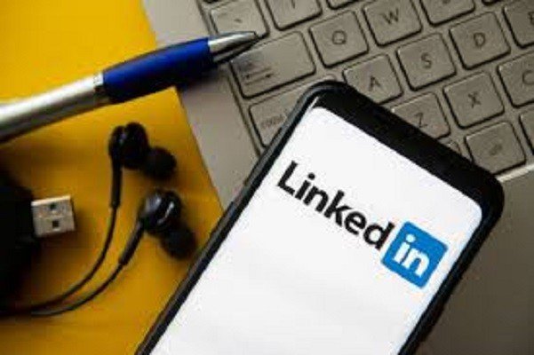 LinkedIn e Microsoft -100 cursos de graça para colocar no currículo as habilidades em alta no mercado de trabalho