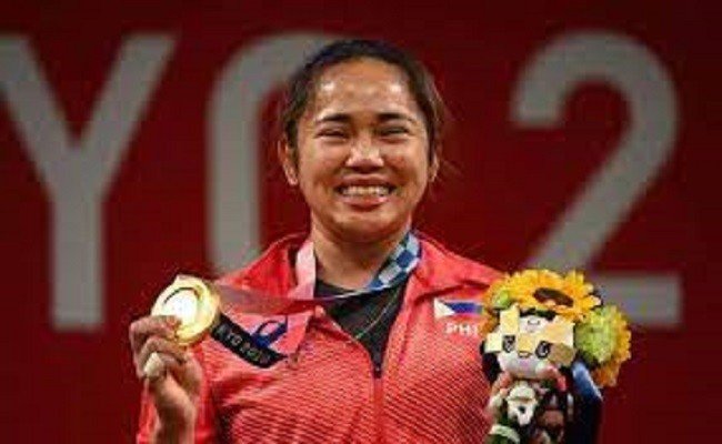 Hidilyn Diaz, atleta filipina, receberá o equivalente a US$ 600.000 por ganhar medalha de ouro. Veja quanto os atletas ganham