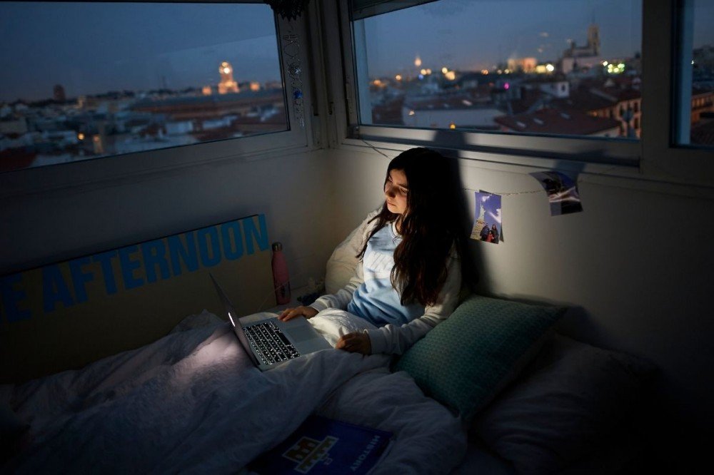 Crianças e adolescentes desenvolveram problemas psicológicos com a falta de aulas presenciais