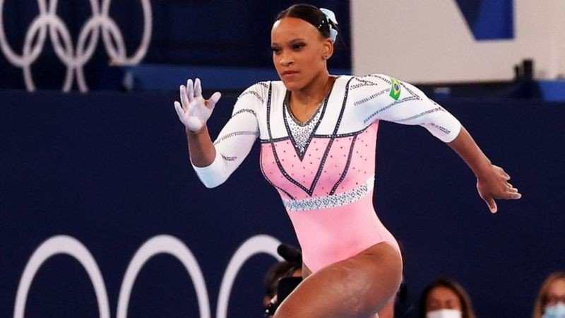 Olimpíadas - Rebeca Andrade conquista ouro e entra para a história da ginástica artística no Brasil
