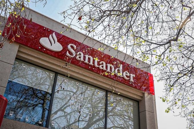 Santander - 1.500 bolsas para curso preparatório CPA 20