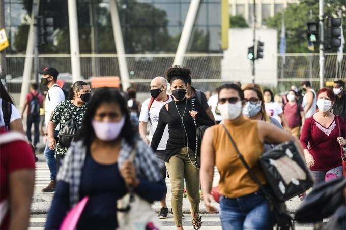 Covid-19 - Brasil notifica 385 mortes nas últimas 24 horas