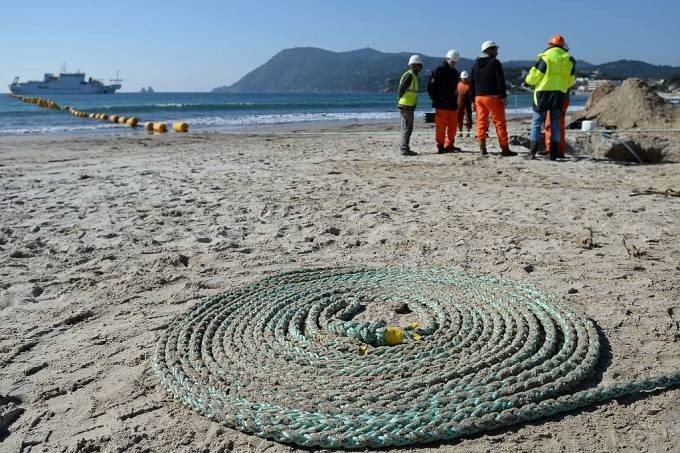Com foco na comunicação Ásia- Pacífico, Facebook e Google anunciam novo cabo submarino