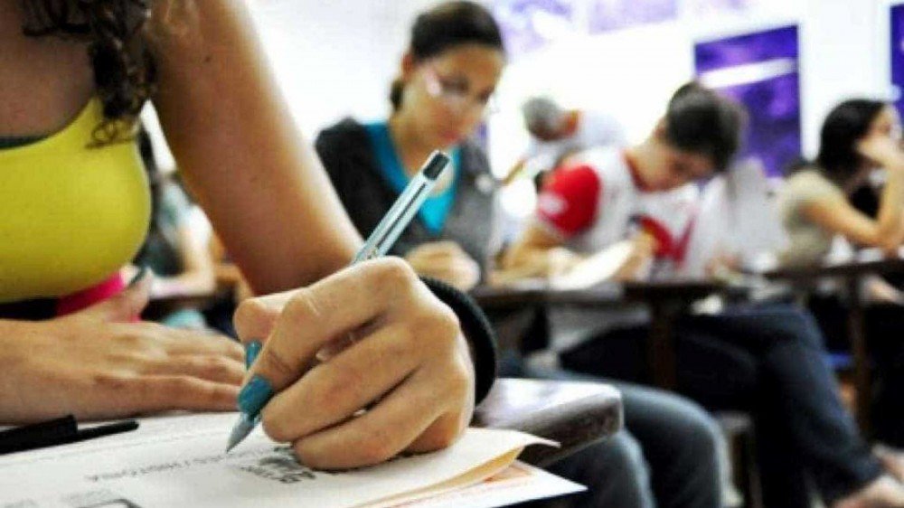 Estudantes têm até quarta-feira para pedir vaga em lista de espera do Sisu