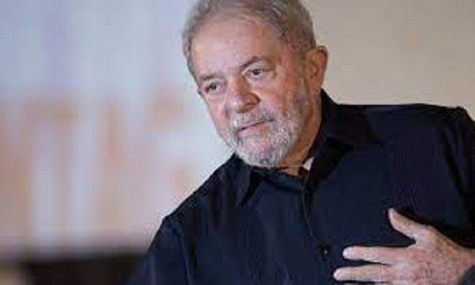 PT: “derrotados na Justiça, Folha e Globo querem manter tribunal da mídia contra Lula”